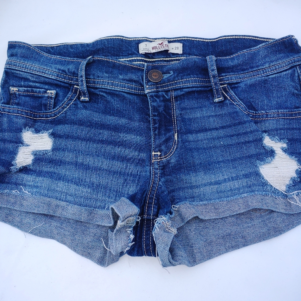 Hollister California Women Shorts ..Size 7/28